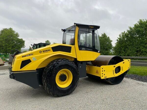 BOMAG BW213-D-5
